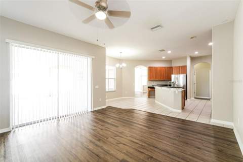 4320 Balington Drive, Valrico FL - photo 11 of 40