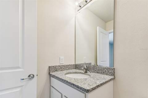 13718 Evergreen Valley Drive, Riverview FL - photo 18 of 37