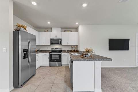 1702 Walnut Crk Drive, Kissimmee FL - photo 11 of 44