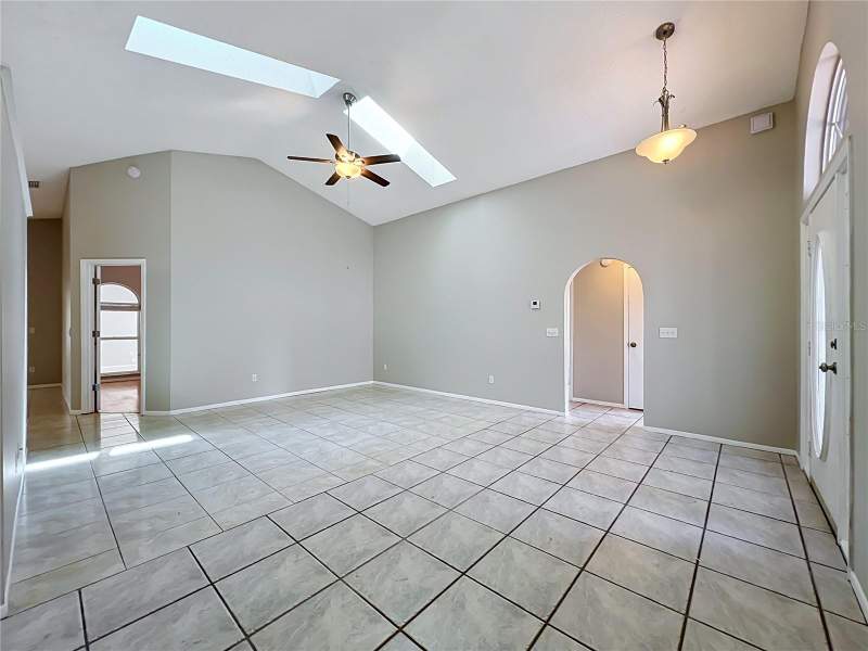 3 bedroom Single Family Residence at 1365 CRAWFORD DRIVE, WOODFIELD OAKS, APOPKA — photo 4