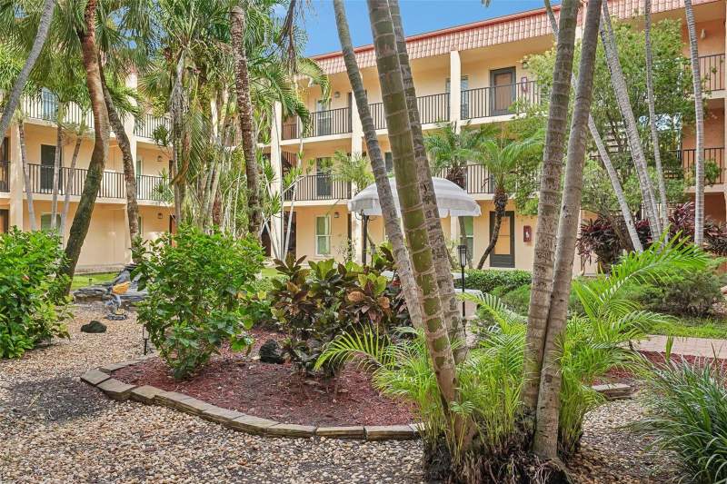 3 bedroom Condominium at 8911 Blind Pass Road #319, Boca Shores Condo Bldg 1D, Unit 319, St Pete Beach — photo 3