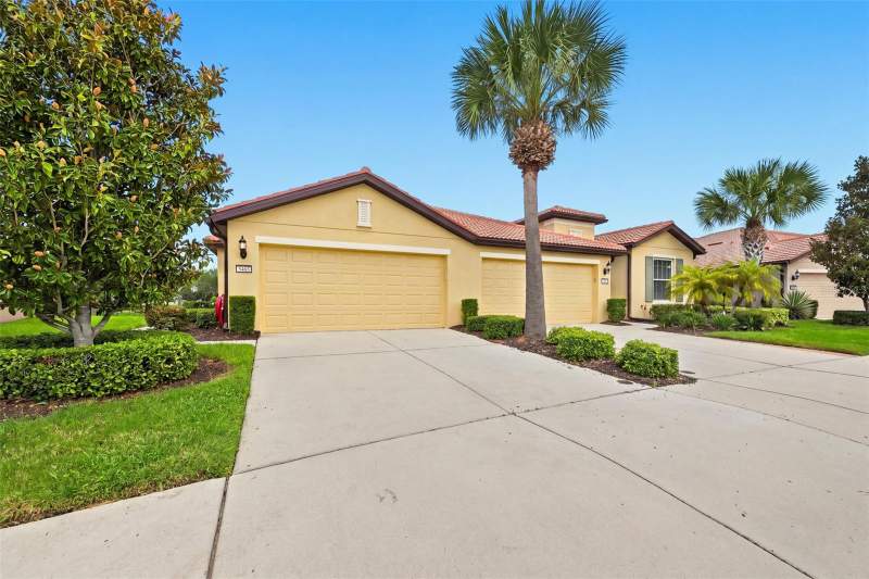 Southshore FallsHomes for Sale in Apollo Beach, FL