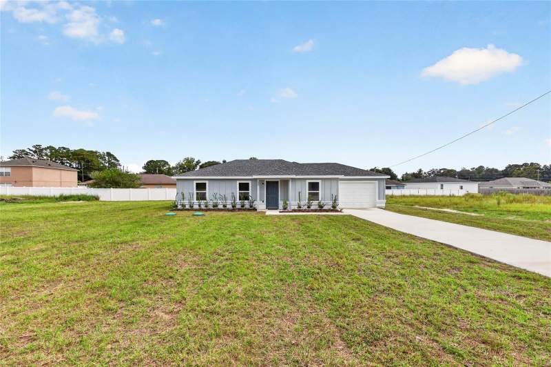 3 bedroom Single Family Residence at 32 Dogwood Drive Court, Silver Spgs Shores Un #17, Ocala — photo 4