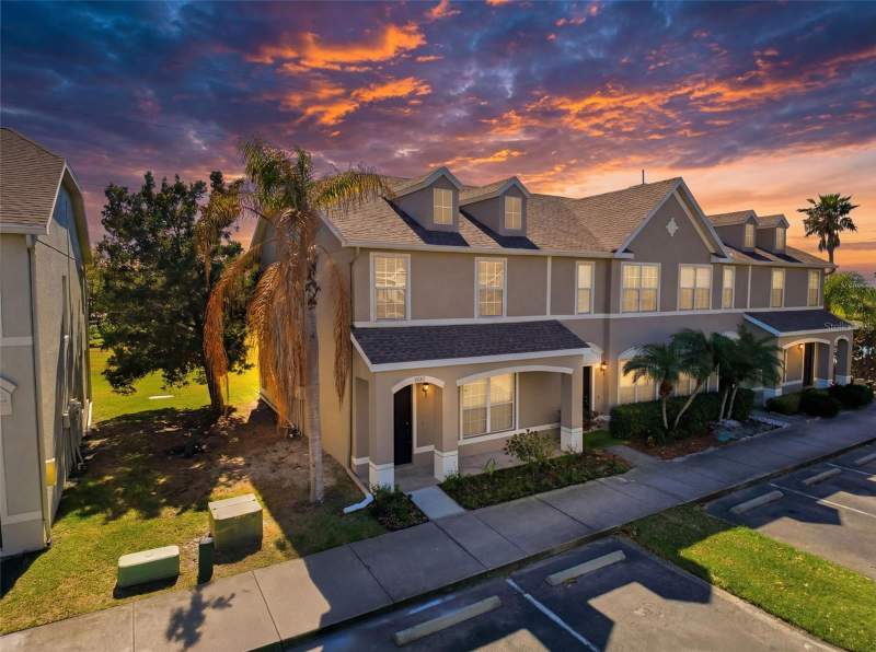 Seminole Palms At Largo