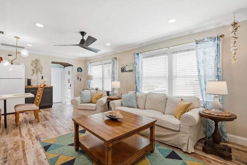 4 bedroom Single Family Residence at 118 92nd Avenue, Harrells T W, Treasure Island — photo 4