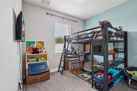7673 Yale Harbor Drive, Wesley Chapel FL - photo 14 of 38
