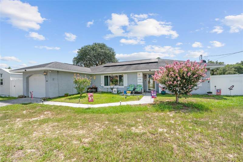 3 bedroom Single Family Residence at 124 Oak Circle, Silver Spgs Shores Un 12, Ocala — photo 3