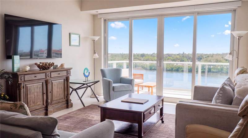 2 bedroom Condominium at 1020 Sunset Point Road #512, Serena By The Sea Condo, Clearwater — photo 2