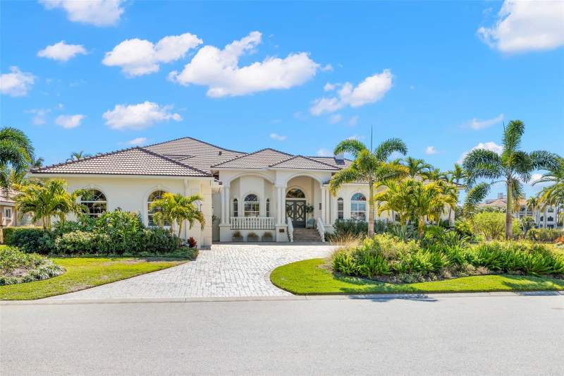 4 bedroom Single Family Residence at 5264 61st Avenue, Bayway Isles Unit 2 Rep, St Petersburg — photo 3