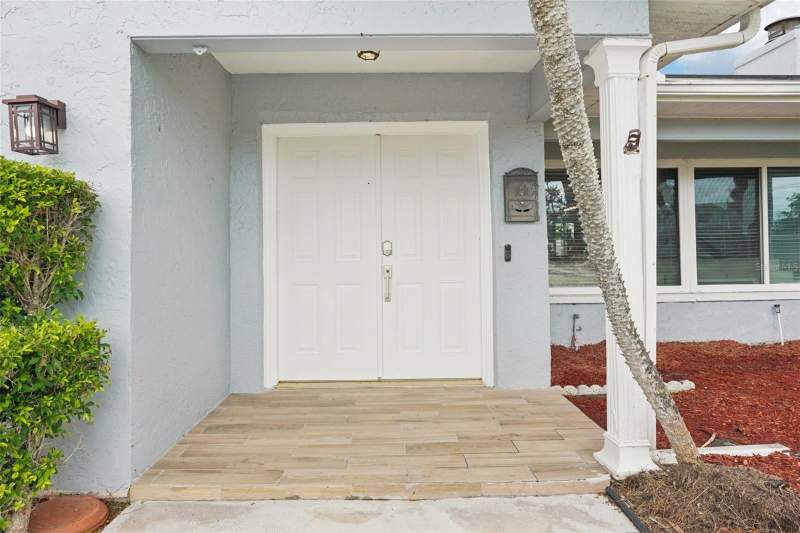 3 bedroom Single Family Residence at 6010 Bayou Grande Boulevard, Shore Acres Bayou Grande Sec, St Petersburg — photo 3