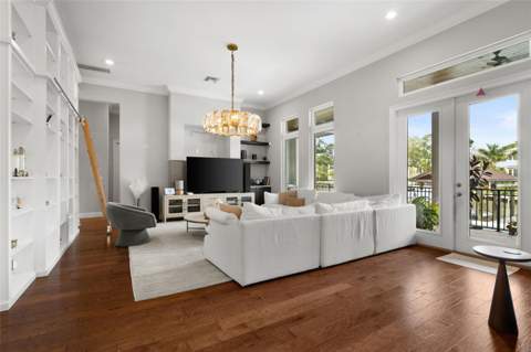 4905 W Spring Lake Drive, Tampa FL - photo 14 of 71
