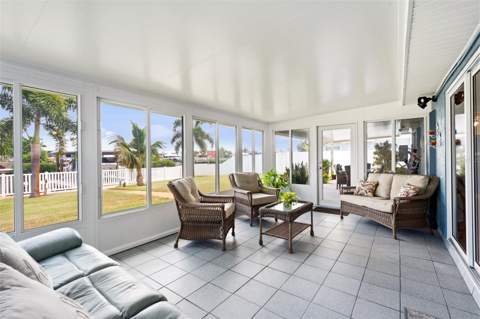 485 Flamingo Drive, Apollo Beach FL - photo 9 of 43