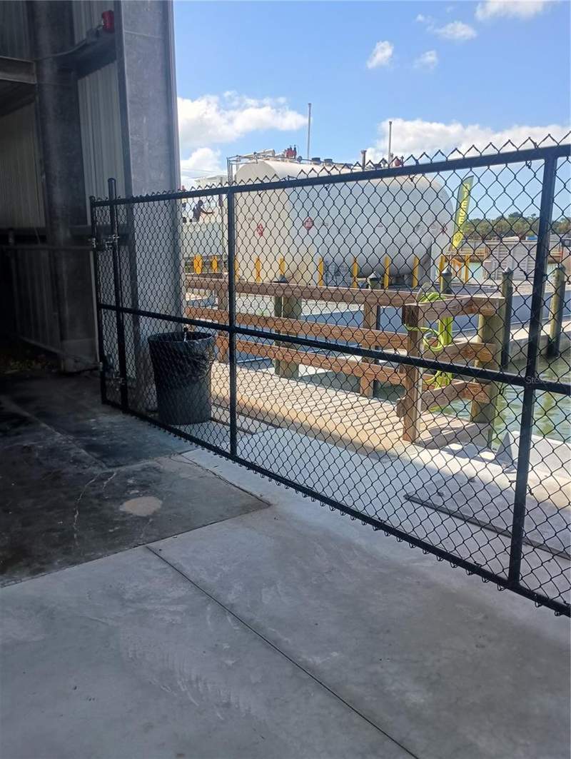  bedroom Dock-Rackominium at 100 Circuit Road #N-73, Gulf Harbor Marina, Nokomis — photo 5