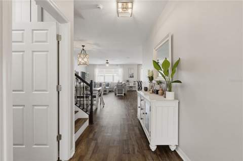 7903 Lago Mist Way, Wesley Chapel FL - photo 10 of 75