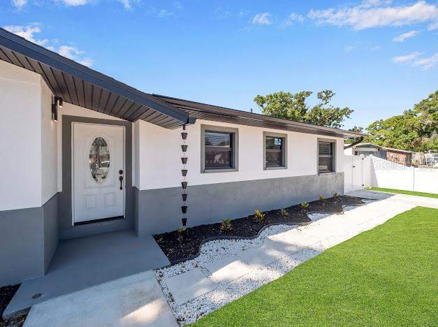 5 bedroom Single Family Residence at 6040 84th Avenue, Pierce Sub, Pinellas Park — photo 2