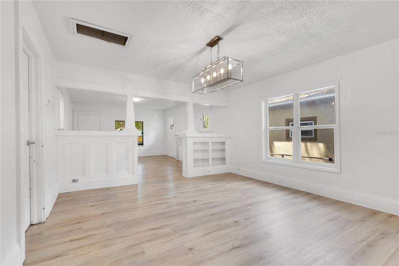 4 bedroom Single Family Residence at 1029 Colyer Street, West Orlando Sub, Orlando — photo 4