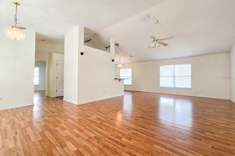 3 bedroom Single Family Residence at 10417 Lake Hasson Circle, Windscape Ph I Sub, Clermont — photo 5