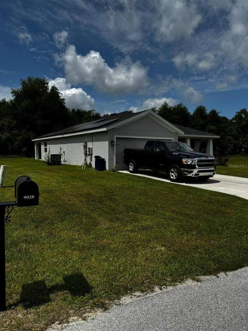 9028 SE 41ST COURT ROAD home for sale in Summercrest