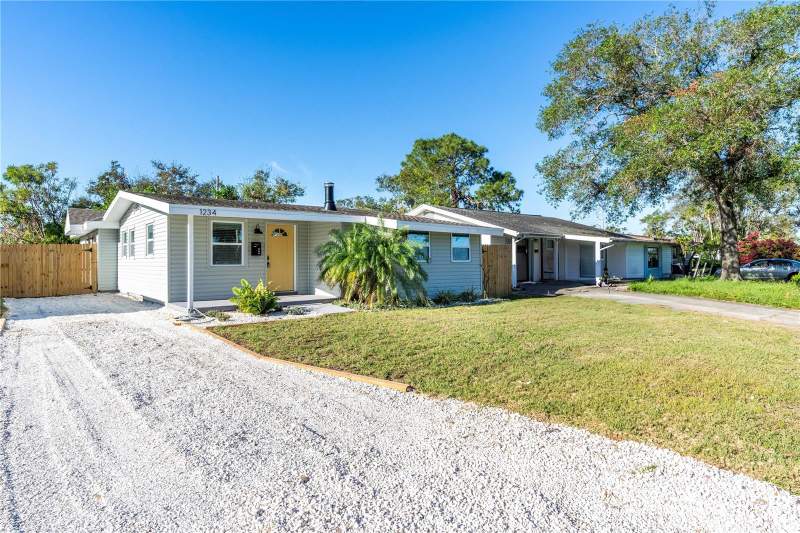 1234 29TH STREET home for sale in Floral Villa Estates