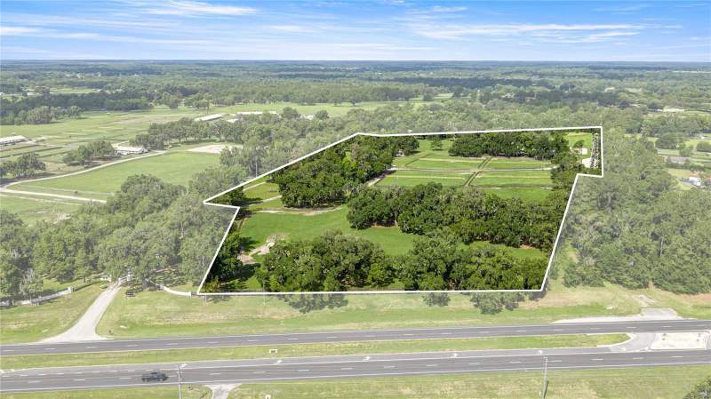 3 bedroom Farm at 12670 N US Highway 27, Ocala, Ocala — photo 2