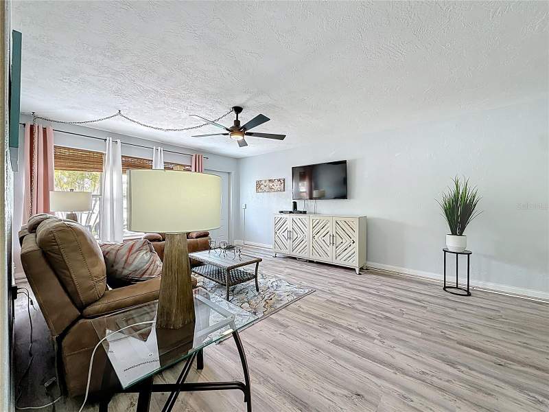 2 bedroom Condominium at 5861 42nd Terrace #1610, Clearview Oaks Paradise, Kenneth City — photo 4