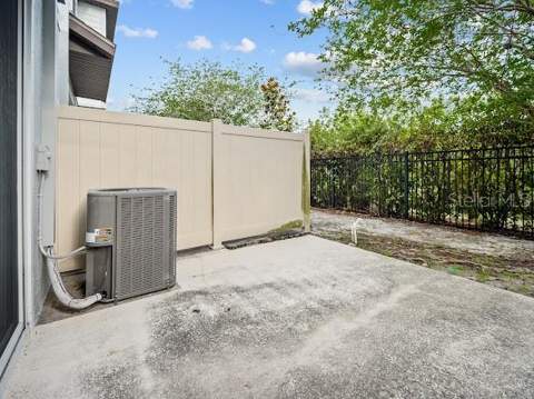 9157 Hillcroft Drive, Riverview FL - photo 13 of 25