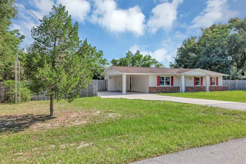 3 bedroom Single Family Residence at 9375 SE 163rd Lane, Orange Blossom Hills Un 01, Summerfield — photo 2