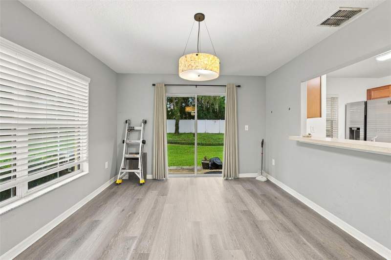 3 bedroom Townhouse at 37640 Aaralyn Road, Eiland Park Twnhms, Zephyrhills — photo 3