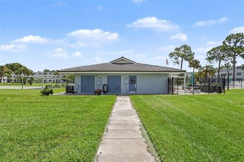 4720 Locust Street #206, St Petersburg FL - photo 22 of 34