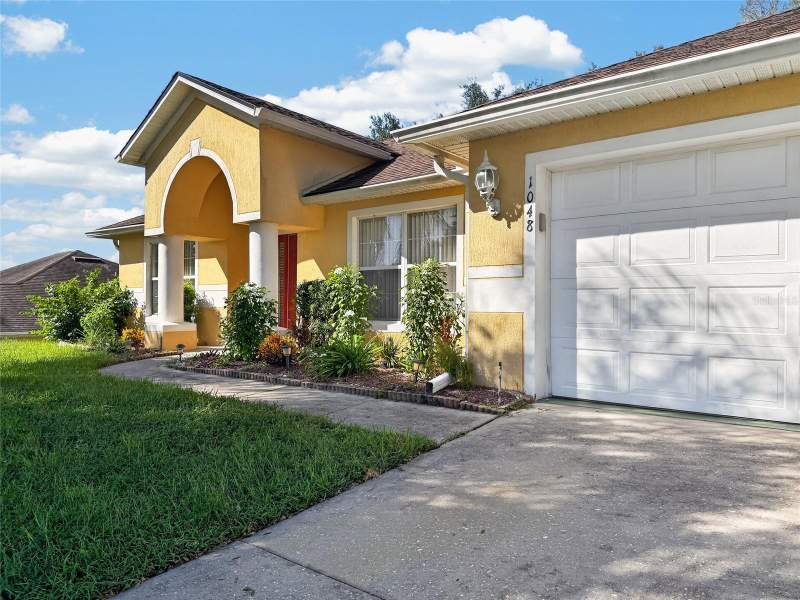 4 bedroom Single Family Residence at 1048 Hill Mount Drive, Minneola Oak Valley Ph 03 Lt 362 Pb 50, Minneola — photo 3