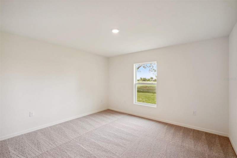 4 bedroom Single Family Residence at 15477 Dusky Sparrow Road, Royal Highlands Unit 7, Weeki Wachee — photo 5