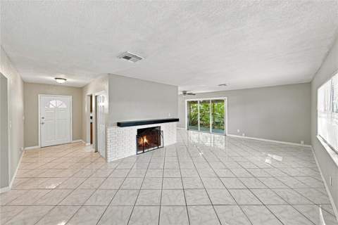 4260 Narvarez Way, St Petersburg FL - photo 7 of 56