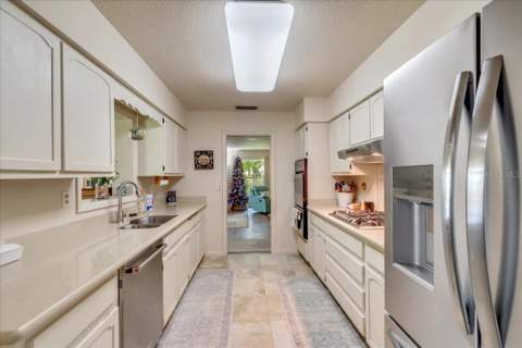 10522 SE 146th Terrace Road, Ocklawaha FL - photo 21 of 83
