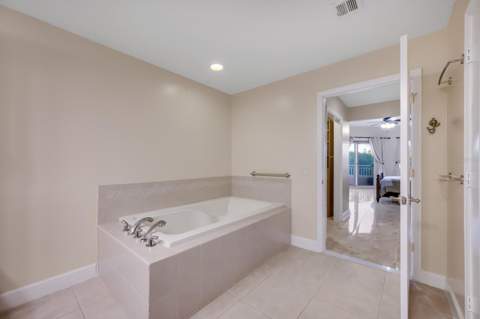12077 Gandy Boulevard #333, St Petersburg FL - photo 24 of 34