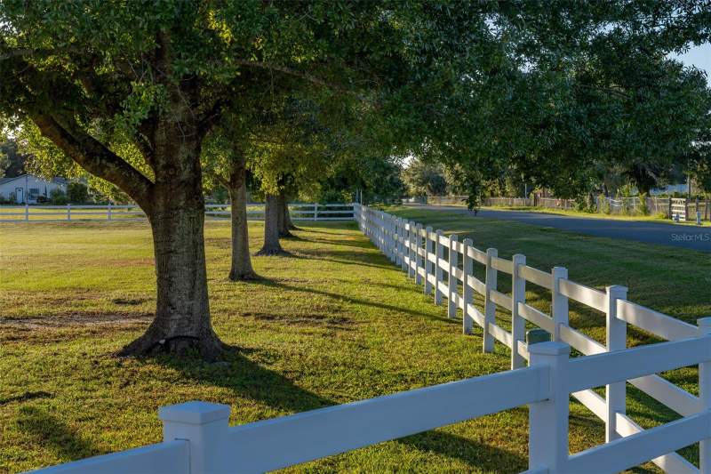 10 bedroom Single Family Residence at 2780 Vickie Court, Florida Fruit Belt Sales Co 1, Kissimmee — photo 3