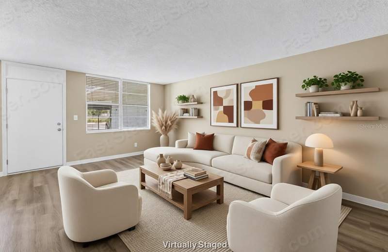 1 bedroom Condominium at 4720 Locust Street #116, Winston Park Northeast, St Petersburg — photo 2