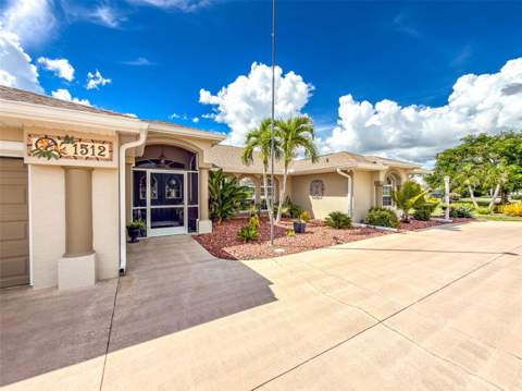 1512 Blue Lake Circle, Punta Gorda FL - photo 13 of 62