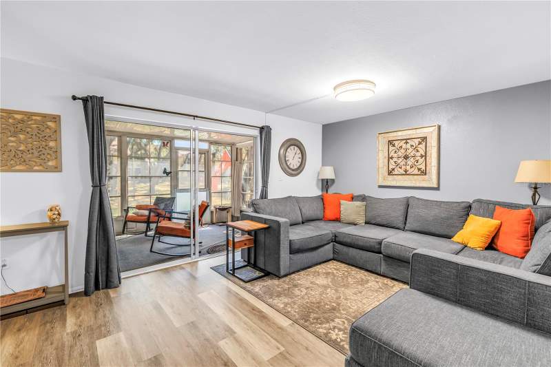 1 bedroom Condominium at 3620 41st Way #F, Bermuda Bay Beach Condo, St Petersburg — photo 3