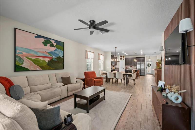 3 bedroom Single Family Residence at 11658 Mystery Lane, Storey Park Ph 1, Orlando — photo 4