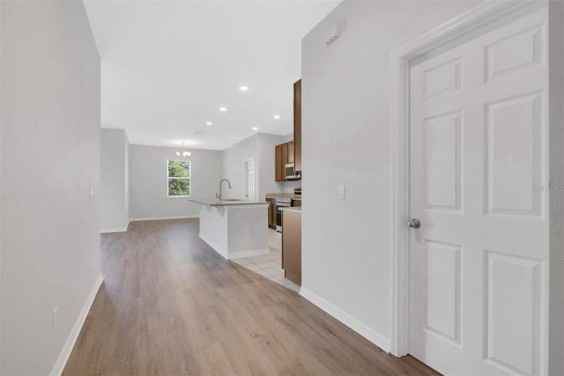 3 bedroom Single Family Residence at 3526 Forster Avenue, Lake Denham Estates, Leesburg — photo 5