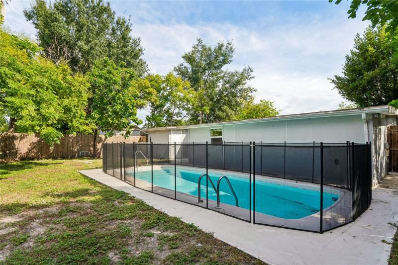 4 bedroom Single Family Residence at 6819 Tuttle Street, Crestridge Sub Second Add, Tampa — photo 2