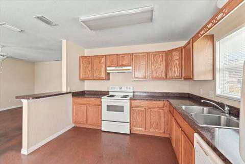 881 5th Street, Winter Haven FL - photo 13 of 36
