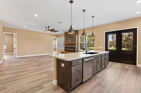 2540 NE 77th Road, Wildwood FL - photo 12 of 54