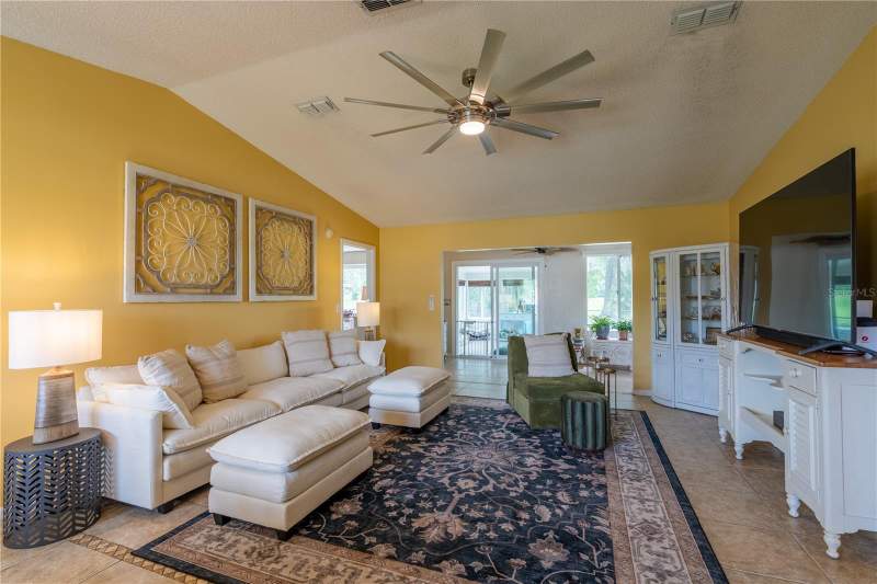 3 bedroom Single Family Residence at 10839 SW 87th Terrace, Oak Run Nbrhd 02, Ocala — photo 4
