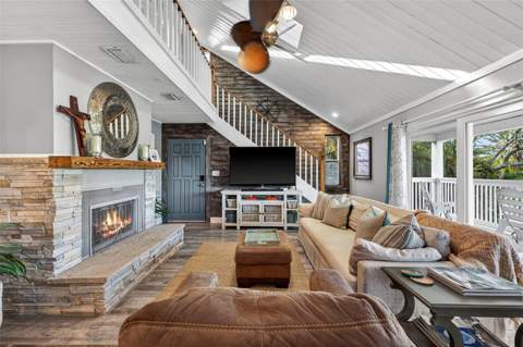 3404 E Maritana Drive, St Pete Beach FL - photo 10 of 62