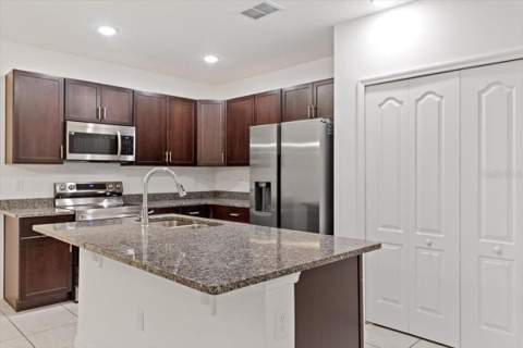 1200 Wahneta Drive, Kissimmee FL - photo 7 of 48