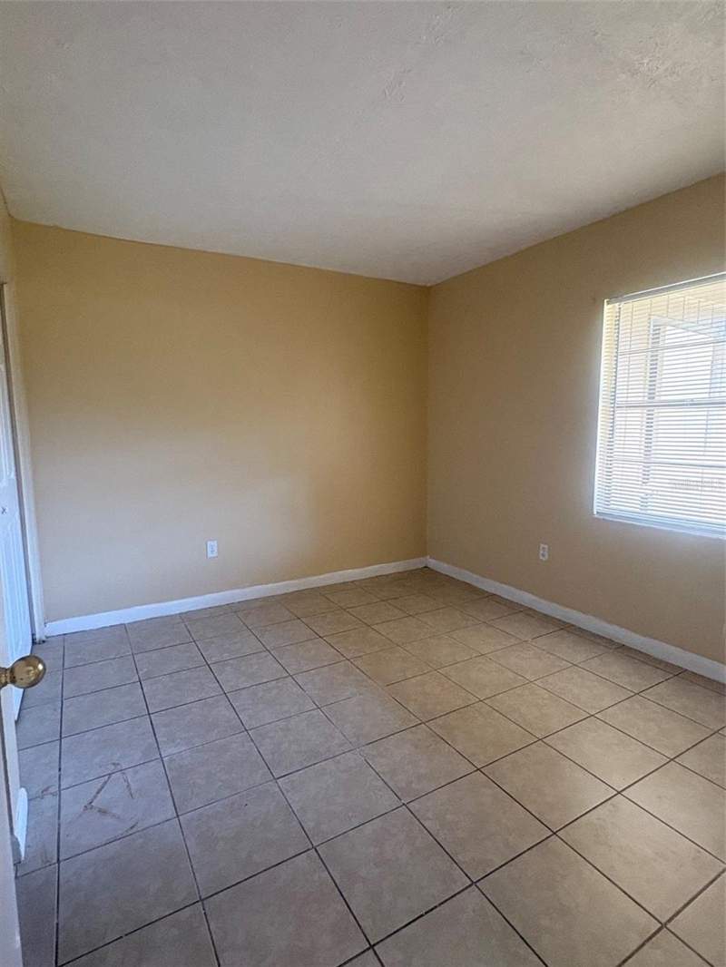 3 bedroom Townhouse at 12723 Lockey Lane, Azure Estates, Tampa — photo 3