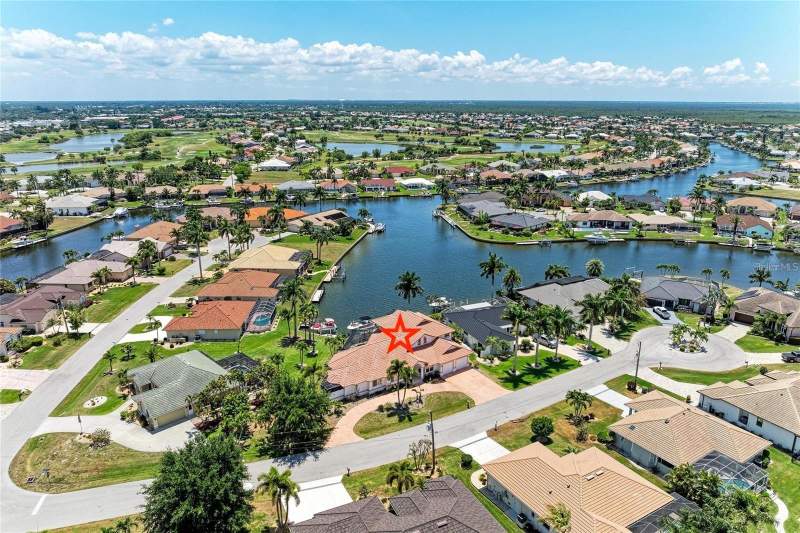 4 bedroom Single Family Residence at 524 La Caruna Court, Punta Gorda Isles Sec 15, Punta Gorda — photo 2