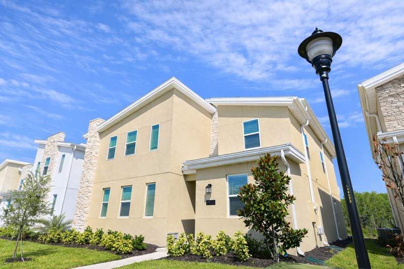 8 bedroom Single Family Residence at 2956 PENELOPE LOOP, COVE/STOREY LAKE IV, KISSIMMEE — photo 2