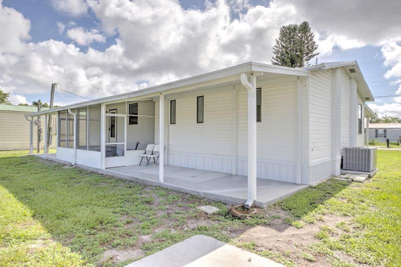 2 bedroom Manufactured Home at 3523 SE 35th Avenue, Treasure Island Un 4, Okeechobee — photo 4